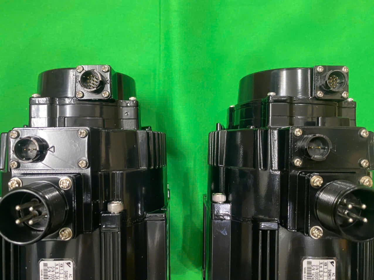 Động cơ SGMGV-13ADA2C